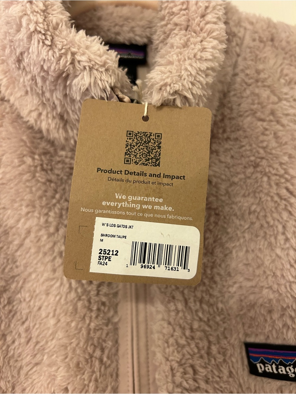 NWT Patagonia Women's Fleece - Picture 3 of 3